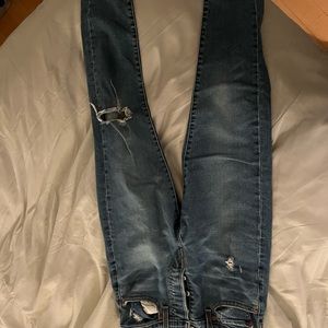Levis Wedgie Skinny 27